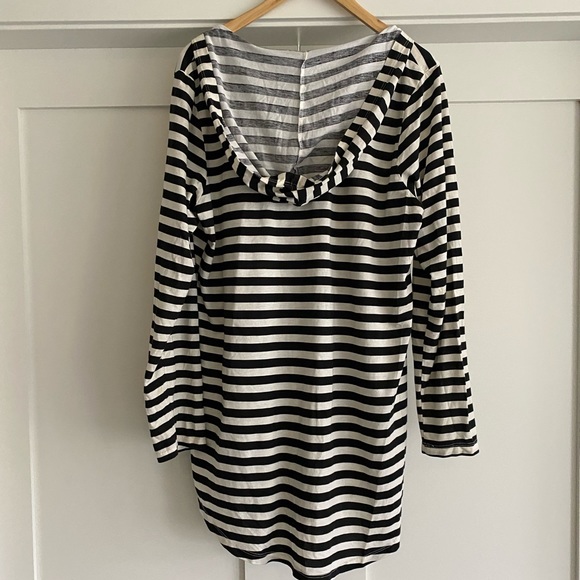 Ella Miss swim cover-up - Picture 3 of 3